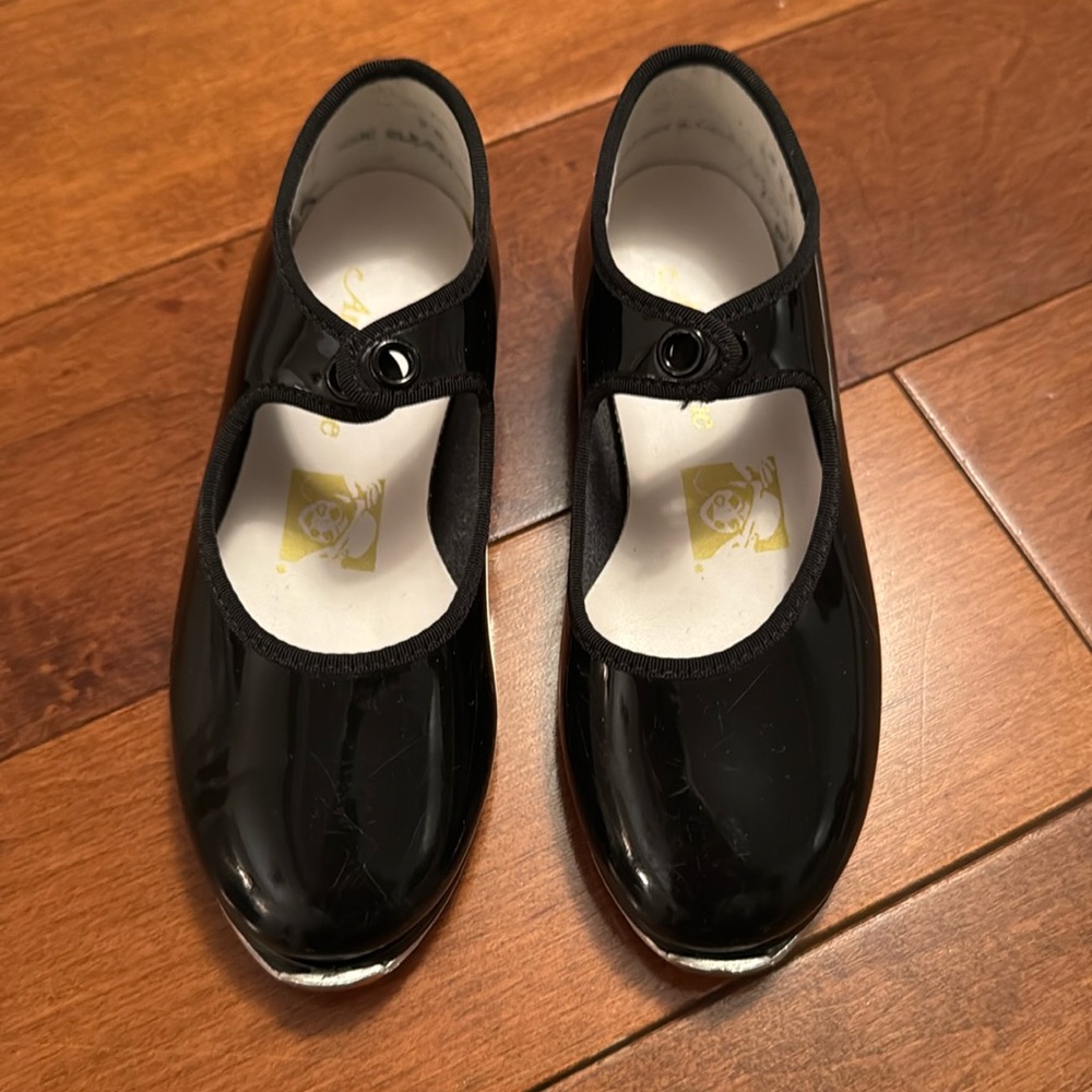 Tap shoes